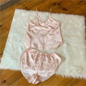 Vintage J.O. Intimates 2 piece camisole and tap pants lingerie set Pink Large